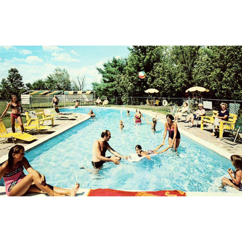 Vintage Postcard - Swimming Pool, Holiday House Motor Court - Cairo, New York